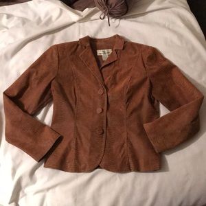 Vintage Erin London short Cut Blazer in brown.